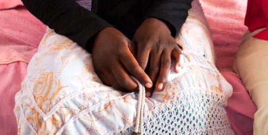 Mariage des enfants : indignation après la mort d'une Zimbabwéenne de 14 ans au cours de son accouchement dans un sanctuaire religieux