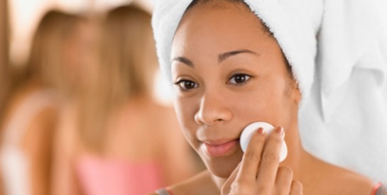 Démaquillage : nos conseils pour bien nettoyer son visage