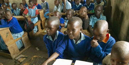 Au Kenya, des cours pour apprendre aux garçons à intervenir en cas d'agression sexuelle