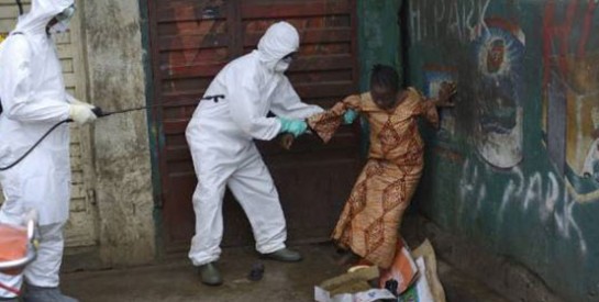 Marqués par la sorcellerie, des malades d`Ebola refusent des soins