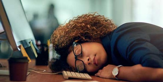 Et si on rendait obligatoire la sieste au travail ?