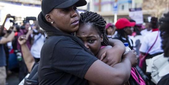 Afrique du Sud: les femmes marchent contre le viol et les violences