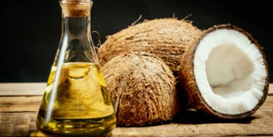 10 secrets à base d`huile de coco pour rajeunir