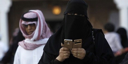 En Arabie Saoudite, les femmes peuvent apprendre leur divorce par SMS