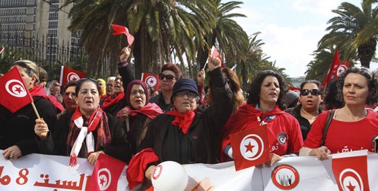 L`égalité homme-femme dans l`héritage, un sujet qui divise la Tunisie