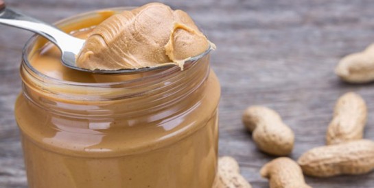 Les 4 vertus santé du beurre de cacahuète