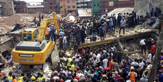 Nigeria : un immeuble abritant une école s’effondre à Lagos, des dizaines d’enfants piégés