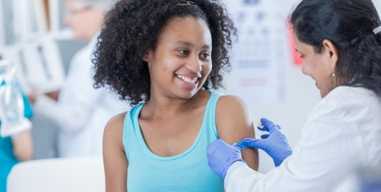 Vaccins : lesquels faire avant, pendant et après la grossesse ?