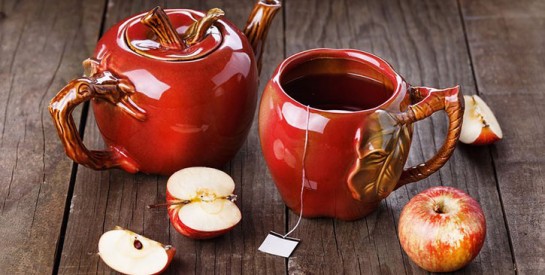 Pomme et thé : les ingrédients pour éloigner le cancer et les infarctus