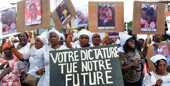 Guinée : plusieurs centaines de femmes défilent à l’appel du FNDC
