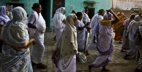 Stérilisations de masse en Inde : 10 femmes meurent, des dizaines hospitalisées