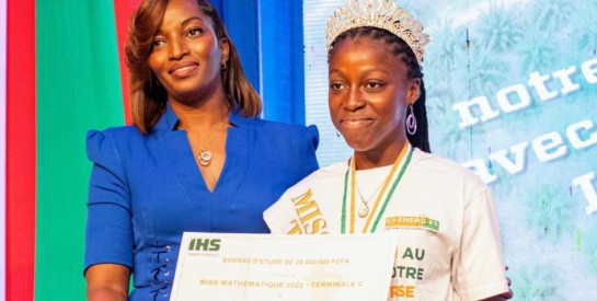 Côte d’Ivoire : Miss Mathématique 2022 reçoit une bourse d’études de 20 millions FCFA