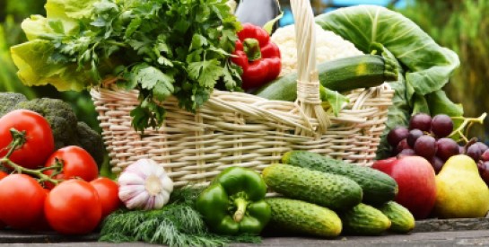 Alimentation : faut-il laver les légumes et les fruits avant de les manger ?