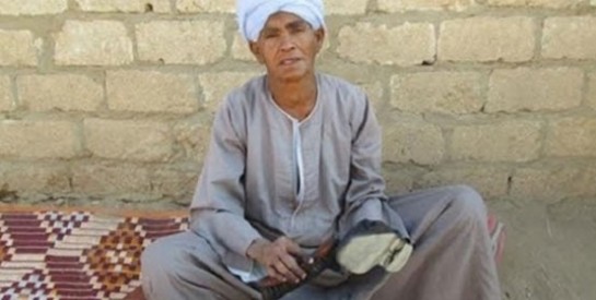 Une Egyptienne s'est déguisée en homme pendant 43 ans, pour nourrir sa famille