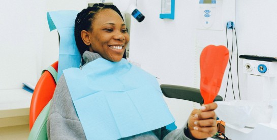 Les Risques du Blanchiment Dentaire : Ce Qu'il Faut Savoir