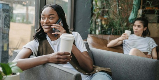 Le Rôle Essentiel de la Pause Café au Bureau : Plus Qu'un Simple Répit