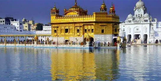 Découvrez le cœur spirituel et culturel du Pendjab : un guide d'Amritsar