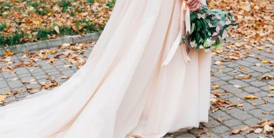 5 astuces pour bien gérer la traîne de votre robe de mariée