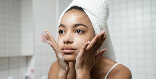 Comment utiliser l'hydroquinone pour traiter l'hyperpigmentation en toute sécurité