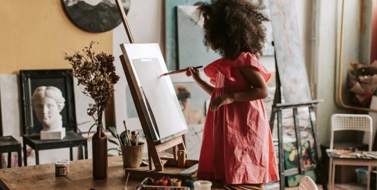 Comment encourager votre enfant à développer une passion pour l'art ?