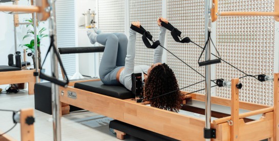 Les bienfaits du Pilates : Un sport complet pour le corps et l’esprit