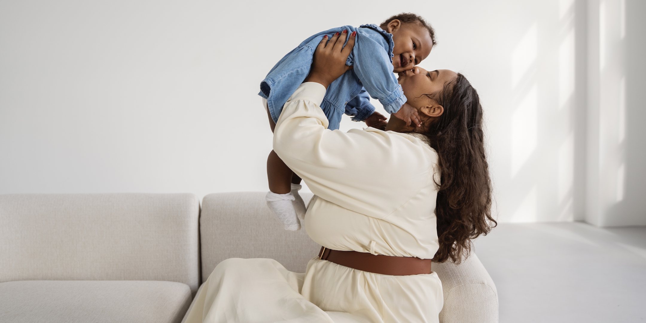 ''Je pensais avoir tué mon bébé '' : la réalité de la psychose postpartum