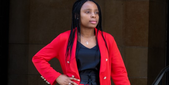 Alvine Kamaha, une physicienne camerounaise au parcours inspirant