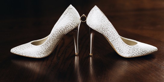 Bien choisir ses chaussures de mariée : élégance, confort et harmonie avec la robe