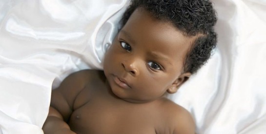 Acné du bébé : comprendre, rassurer et savoir quand consulter