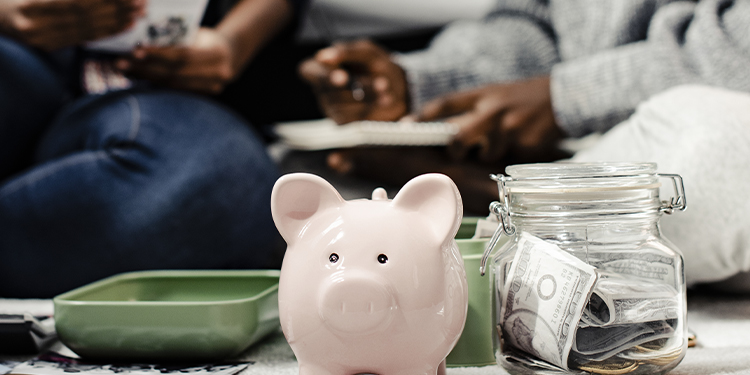 Finances et entrepreneuriat : trouver l’équilibre entre l’argent du business et les plaisirs personnels