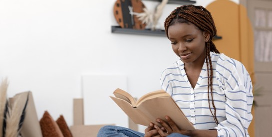 10 minutes de lecture par jour : la micro-habitude qui transforme votre esprit et votre productivité