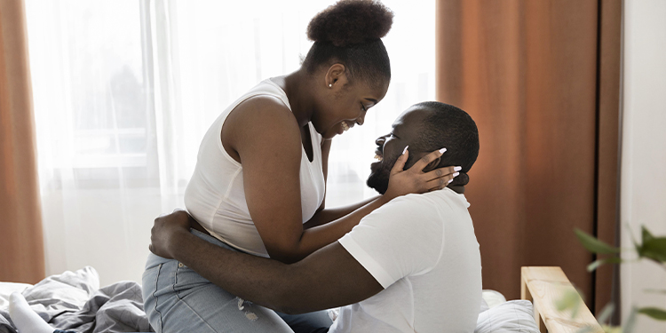 Libido et hormones : comment l’alimentation influence naturellement le désir sexuel