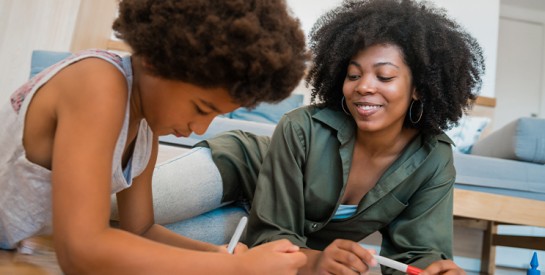 Les carrières de demain : accompagner son adolescent vers les métiers d’avenir