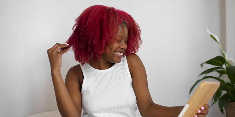 Choisir la teinte des cheveux : guide pour sublimer sa chevelure