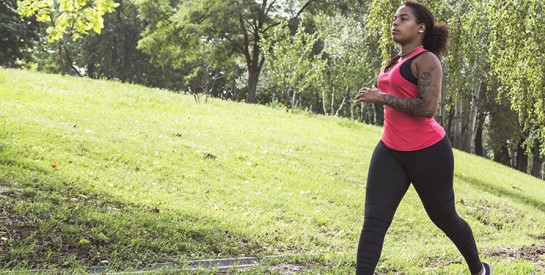 La Marche Consciente : Transformer sa promenade en exercice de pleine conscience et en brûleur de calories
