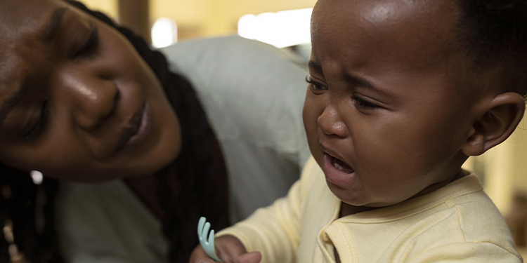 Premières colères de notre enfant : comprendre et réagir avec douceur