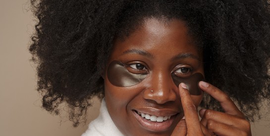 Le secret d’un teint glowy sans effet de matière