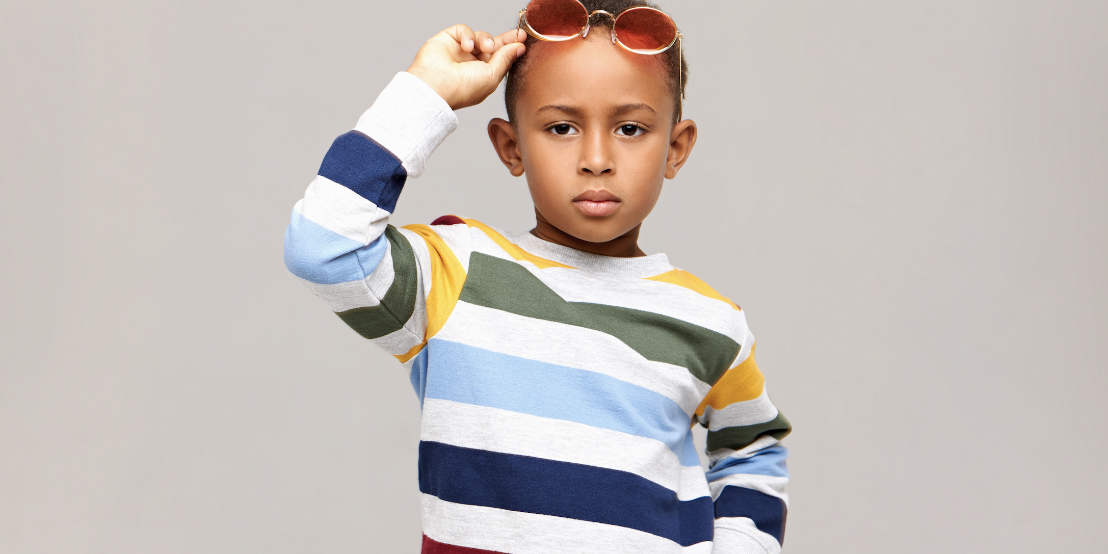 Apprendre à son enfant à s’habiller seul : mes astuces pour l’aider à gagner en autonomie