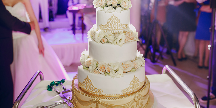 Le gâteau de mariage : comment choisir la pièce maîtresse parfaite pour le grand jour ?