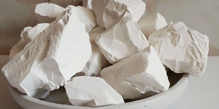 Kaolin et grossesse : ce qu’il faut savoir avant de céder aux envies