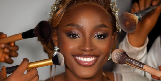 Comment faire tenir son maquillage toute une journée malgré la chaleur ?