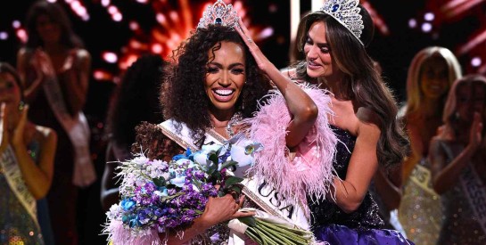 Justus Kelley entre dans l’histoire en devenant la première mère de famille sacrée Miss USA