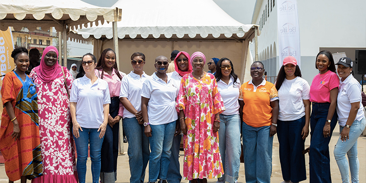 Octobre Rose à Abobo : l’ONG Yelenba mobilise les femmes autour du dépistage et de la prévention