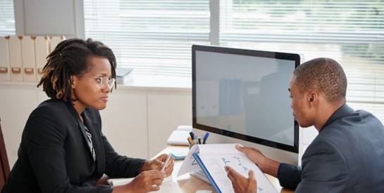 Une remarque au travail vous blesse ? Comment prendre du recul