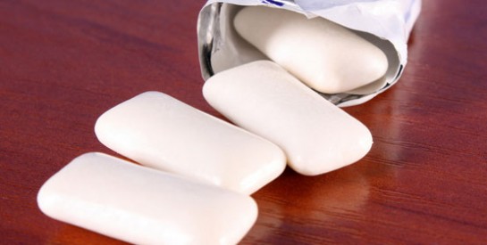 Les avantages et inconvénients du chewing-gum sur la santé