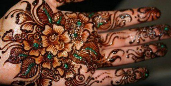 Le henné, plus qu'un cosmétique!