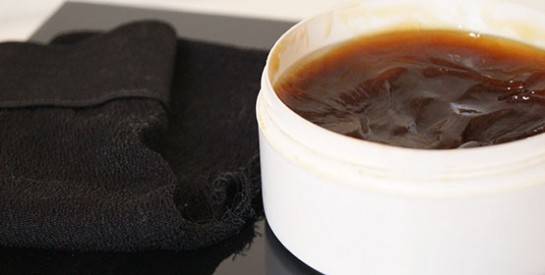 Un soin exfoliant, naturel au savon noir pour un teint parfait
