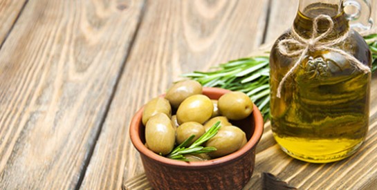L`huile d`olive pour la croissance des cheveux