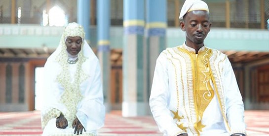 Quel comportement doit avoir un couple (marié ou non-marié) pendant le mois de Ramadan ?