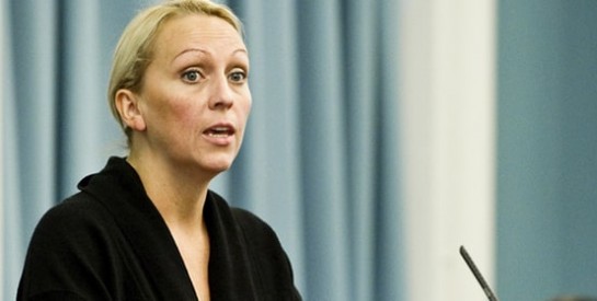 Islande: une députée donne le sein en s`adressant au Parlement